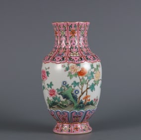 A piece of Qianlong in the Qing Dynasty pastel peony pattern inscription poem melon Lingzun