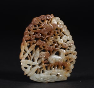 A piece of Liaojin Hetian Yuqiu mountain deer inlay