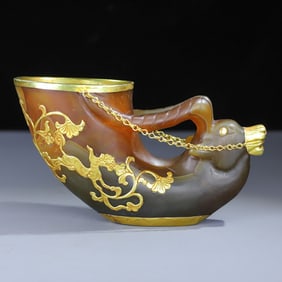 One piece of natural agate horn wine glass