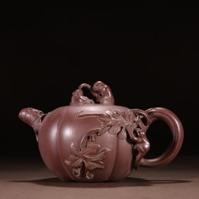 A piece of Wang Yinxian purple sand pile plastic monkey twisted pumpkin pot