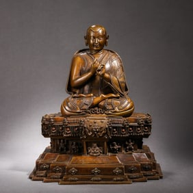A bronze Buddha statue of the Qing Dynasty