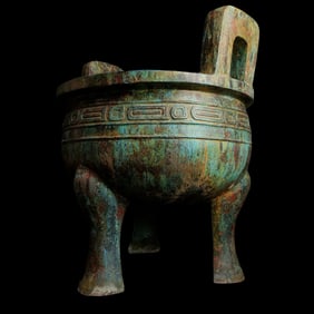 A piece of Shang and Zhou bronze Mao Gongding