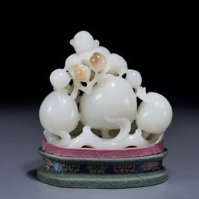 A piece of Hetian jade boy birthday ornaments