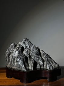 A piece of Lingbi stone Wenfang Shanzi