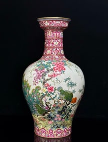 A piece of Qing Yongzheng: enamel color carmine flower entwined branches flowers and birds poems