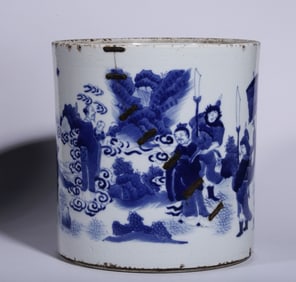 A Qing Dynasty blue and white character story picture pen sea