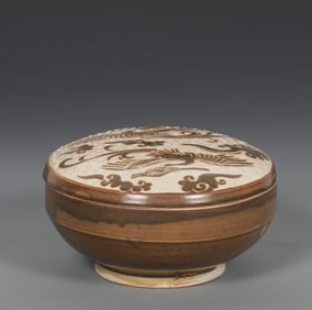 One piece of Song Ding kiln brown phoenix pattern powder box