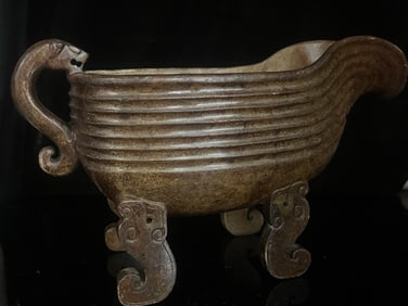 A piece of Hetian jade four-legged jade