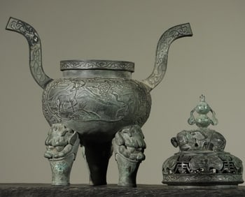 A bronze auspicious elephant large smoker