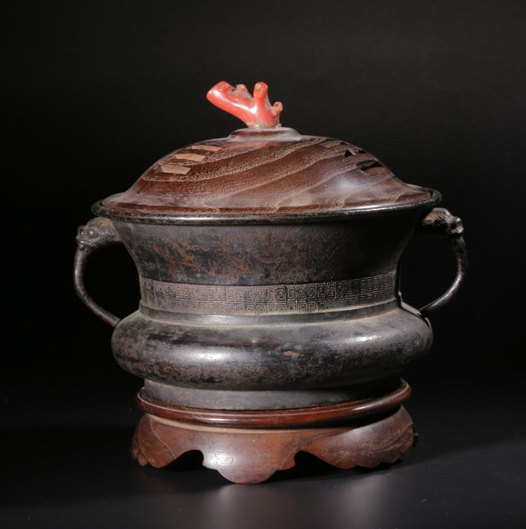 One piece of copper double dragon ear diffuser with fir lid base (1 of 13)