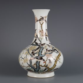A piece of the Qing Yongzheng year made pastel twelve reward bottles
