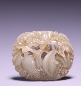 A piece of Qing Lao Hetian Yuxian crane tile