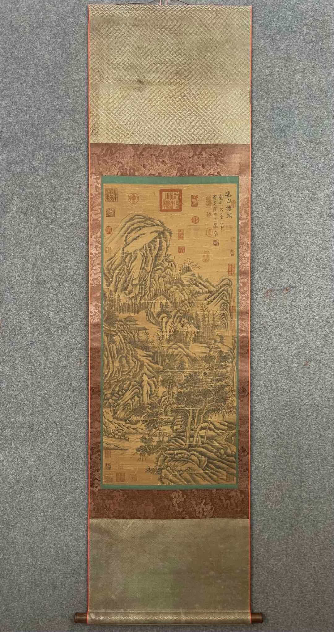 A picture of the 'Pavilion of Streams and Mountains' painted by Wang Meng: Wang Meng's 'Picture of Streams and Mountains'SIZE: 49x110cm (The Dimensions Of All Batches Are Manually Measured.If You Need More Detailed Information, Please Contact Our Customer Service Before Bidd
