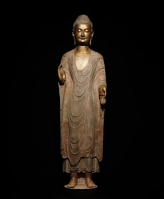 A painted Buddha statue of Qingzhou Northern Qi