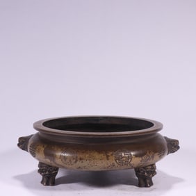 A piece of Ming Dynasty copper tire chisel group longevity pattern lion ear incense burner