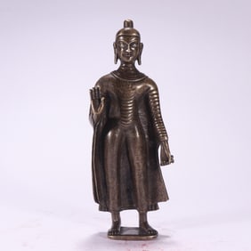A Ming Dynasty alloy bronze statue of Sakyamuni