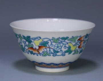 A piece of Qing Yongzheng Doucai Duozi Duofu Cup