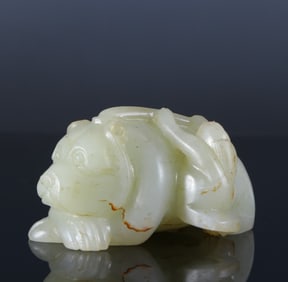 One piece of Hetian Yufei bear handle