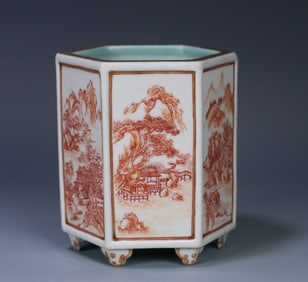 A piece of Qing Qianlong alum red landscape six-sided pen holder