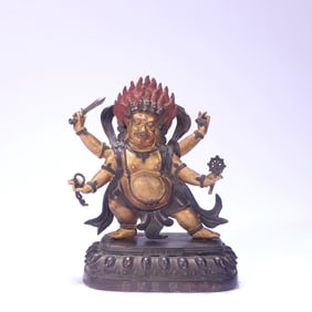 A piece of Qing Dynasty six-grade Buddha floor bronze clay gold four-armed Buddha mother