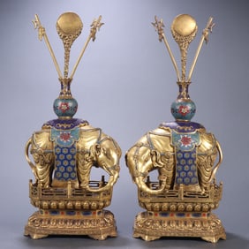 A pair  of Qing Dynasty bronze gilt cloisonné enamel Taiping elephant scholar's ornaments