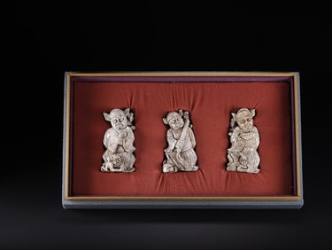 A set of Hetian Yu Zhong Kui ghost hunting