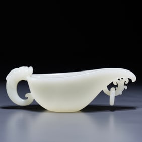 One piece of Hetian jade cup