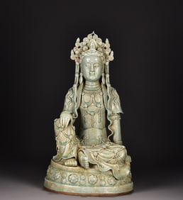 A Yuan Dynasty blue glaze free Bodhisattva statue