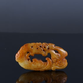A piece of ancient jade and dragon pendant
