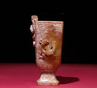 A piece of Han Dynasty Shengkeng Tuqin Red Qin Dragon Cup