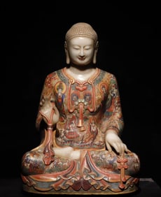 A piece of white marble painted Buddha statue of the Northern Qi Dynasty, full of painted Buddha
