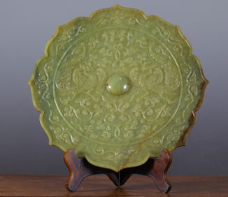 A piece of Hetian topaz phoenix pattern mirror