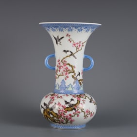 A piece of Qing Qianlong year enamel color twelve amphorae