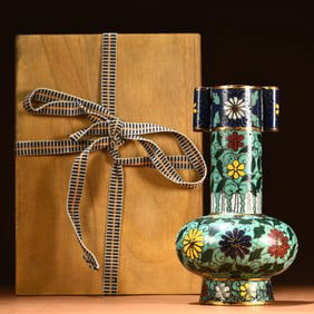 A cloisonne cloisonné cloisonné enamel long-necked bottle with cloisonné cloisonné