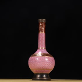A piece of clear sauce glaze painted gold Ruyi plum blossom pattern appreciation bottle