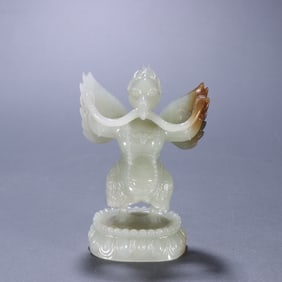 A piece  of Qing Dynasty Hetian jade seed material Dapeng protector