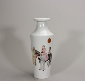 A pair of Qing Qianlong pastel Soma picture poetry bottles