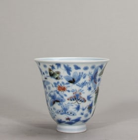 A piece of Qing Kangxi blue and white bucket color bell cup