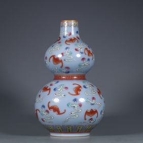A piece  of Qing Qianlong year azure glaze plus pastel Yunfu pattern gourd bottle