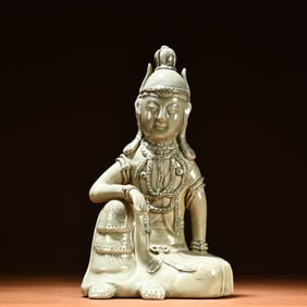 A statue of  a Song Dynasty secret color Yue kiln figure