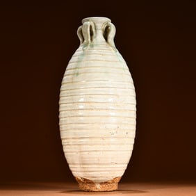One piece celadon string pattern amphora