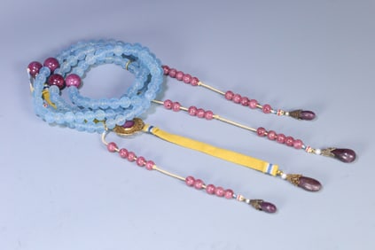 A Qing Dynasty aquamarine 108 string of pearls