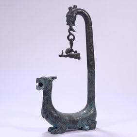 A piece of Zhan Han bronze beast lamp