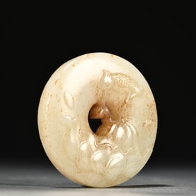 A piece of Hetian jade bird pecking pendant