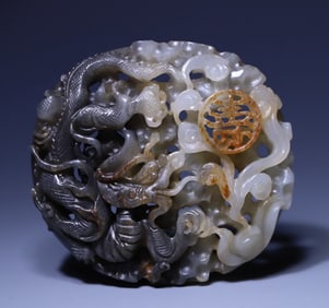 A piece of Hetian jade blue and white seed dragon inlay
