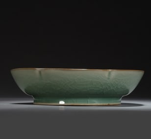 One piece of Longquan kiln wash