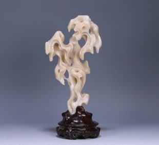 A piece of Hetian Yushanzi ornaments