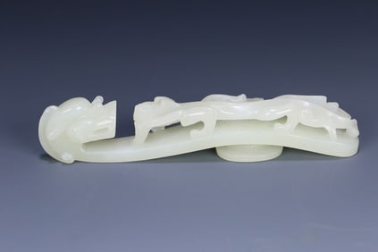 A piece of Hetian Jade Canglong godson with hook