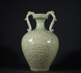 A piece of Song Dynasty Yaozhou kiln blue glaze peony pattern dragon ear bottle