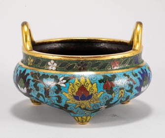 A piece of Qing Dynasty cloisonn é  furnace